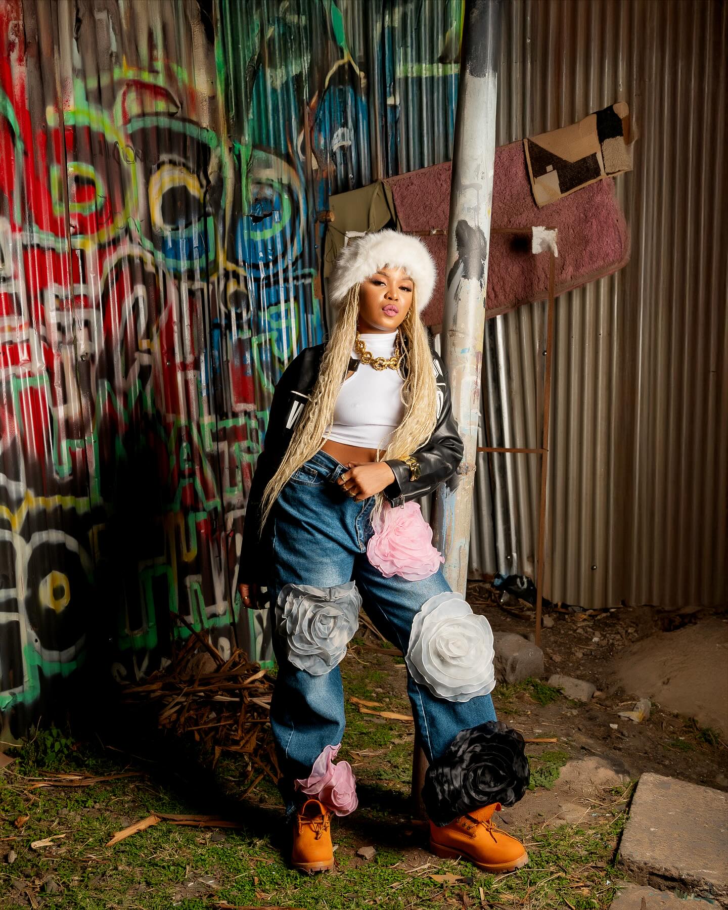 dyana.cods 1763206983 3766373784333332950 8774053574