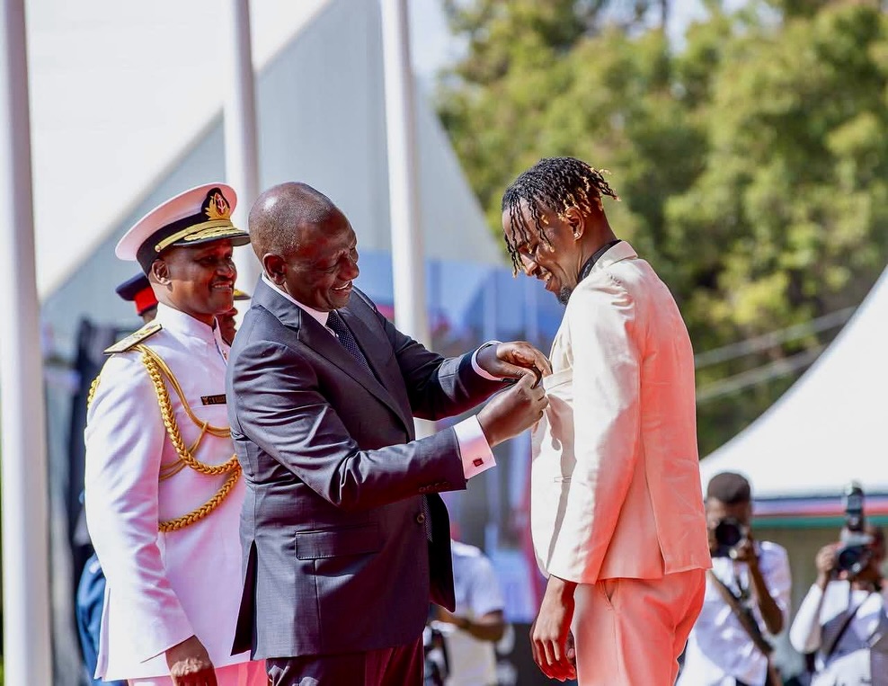 officialiyanii 1765628574 3786689399015421290 3064660498