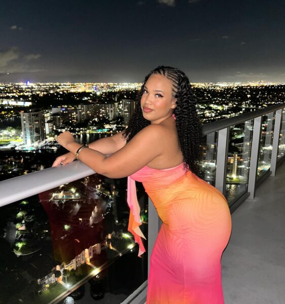 sheenaholm 1758365527 3725762540988111755 180650690