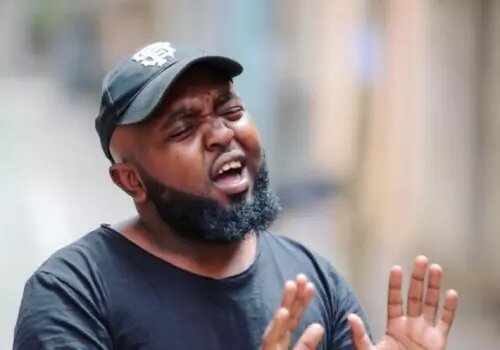 Moji Shortbabaa Unanicheki